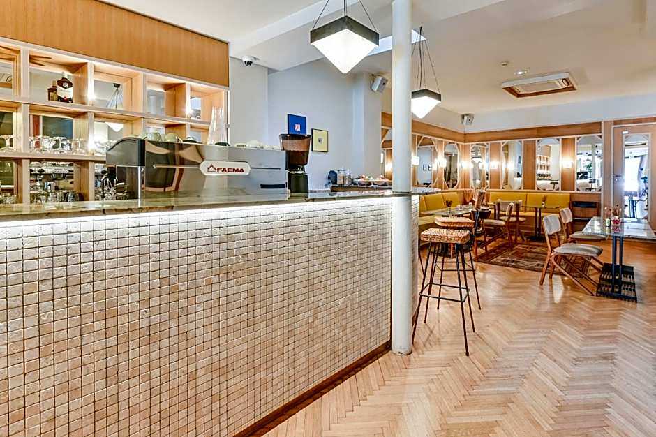 Hotel Habituel