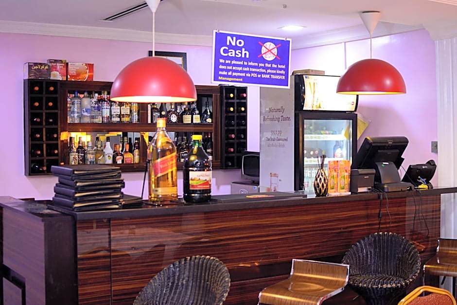 GolfView Suites & Conference Center