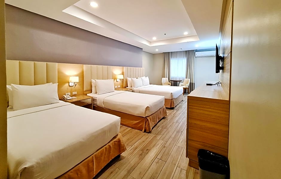 SMALLVILLE 21 HOTEL