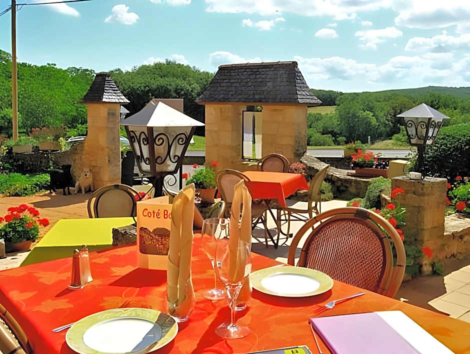 Hotel A Jayac - Logis Hotels
