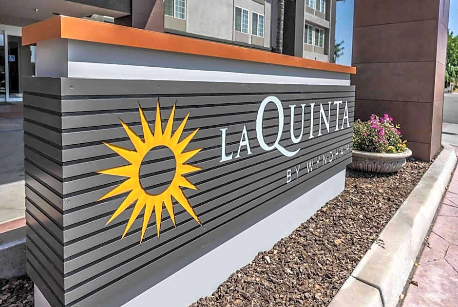 La Quinta Inn & Suites by Wyndham Fowler