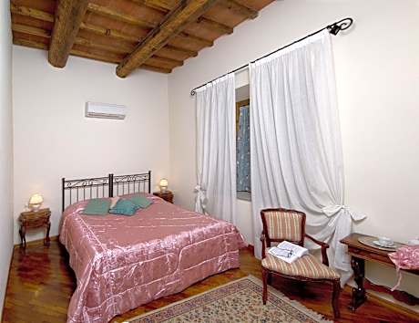 Apartment (2 Adults)