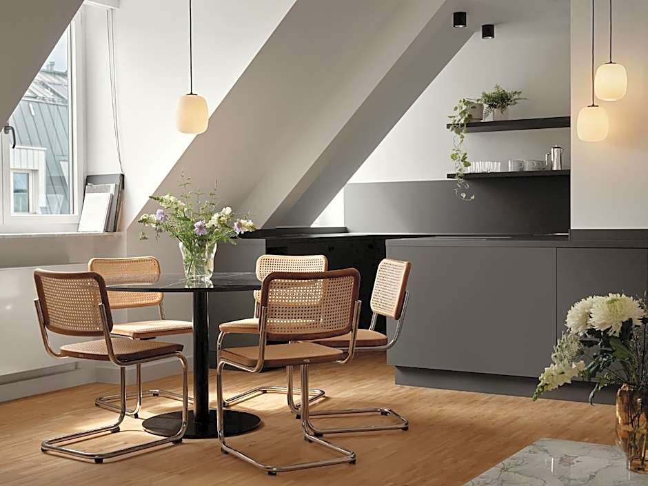 Bob W Munich Schwabing