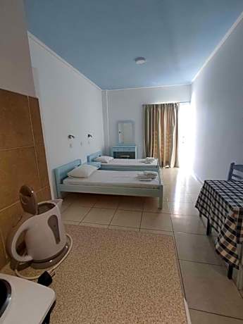 Two-Bedroom Apartment (4-6 Adults)