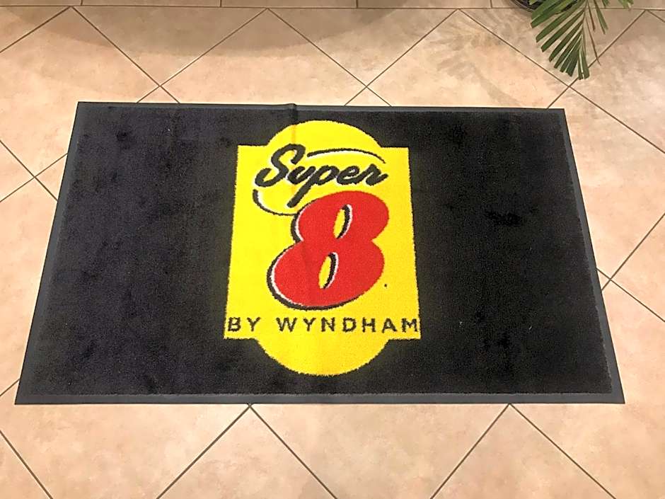 Super 8 by Wyndham Carson City