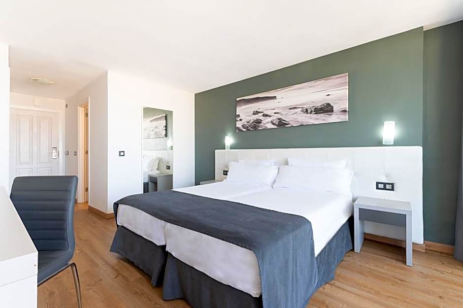 Olé Tropical Tenerife Adults Only