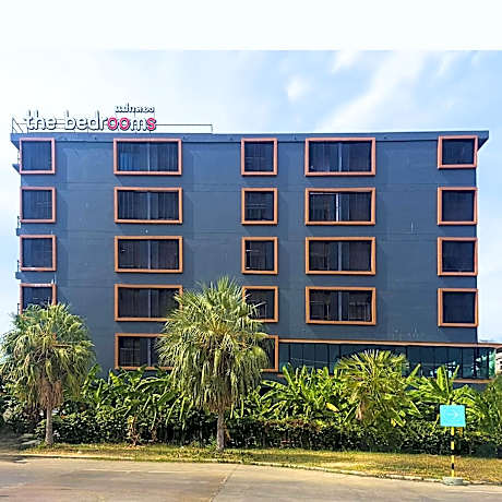 The Bedrooms Maeklong & Service Apartments 
