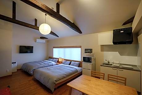 Twin Room with Private Bathroom