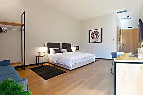 Large Double or Twin Room