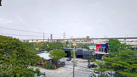 View Dee BKK Airport Residence