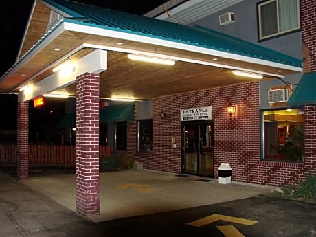 Queen Room - Non-Smoking