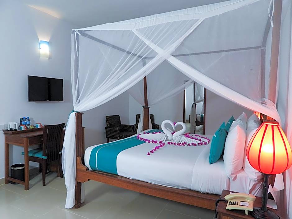 Maru Maru Hotel