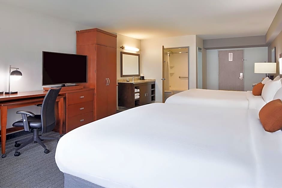 Courtyard by Marriott Los Angeles LAX/Century Boulevard