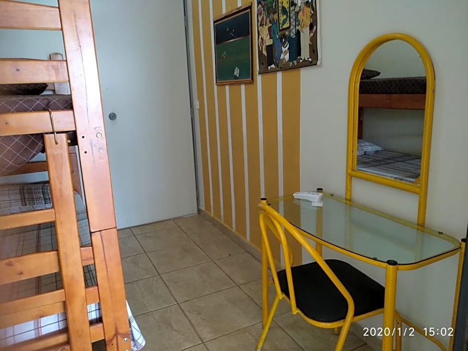 CASA 230 - Pousada & Hostel