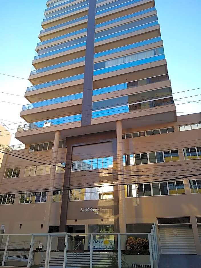 Edf Gil Nogueira - Praia do Morro - GUARAPARI - ES - Brasil - 4º Andar TELA Proteção - FRENTE Sol Manhã - 02 quartos com Split - WIFI - Varanda Gourmet com CHURRASQUEIRA - 02 elevadores - 01 Vaga - PISCINA - Sauna - Portaria 24 HRS - 50m da Praia do Morro