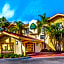 La Quinta Inn & Suites by Wyndham Tampa Bay Pinellas Park Clearw