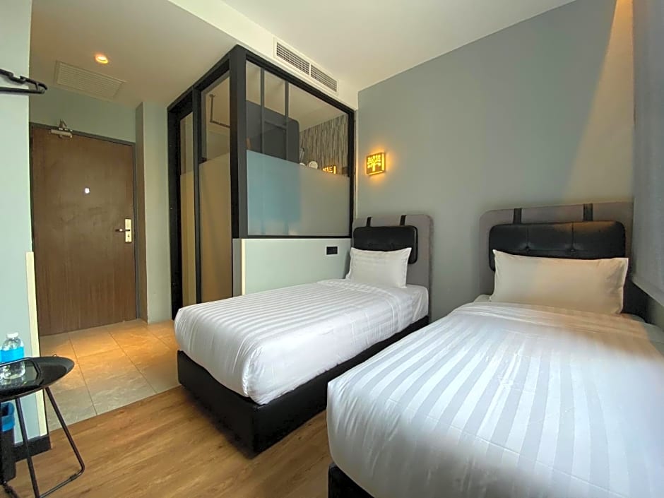 The Seraya Hotel