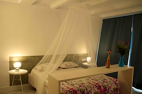 double room-basic-private bathroom