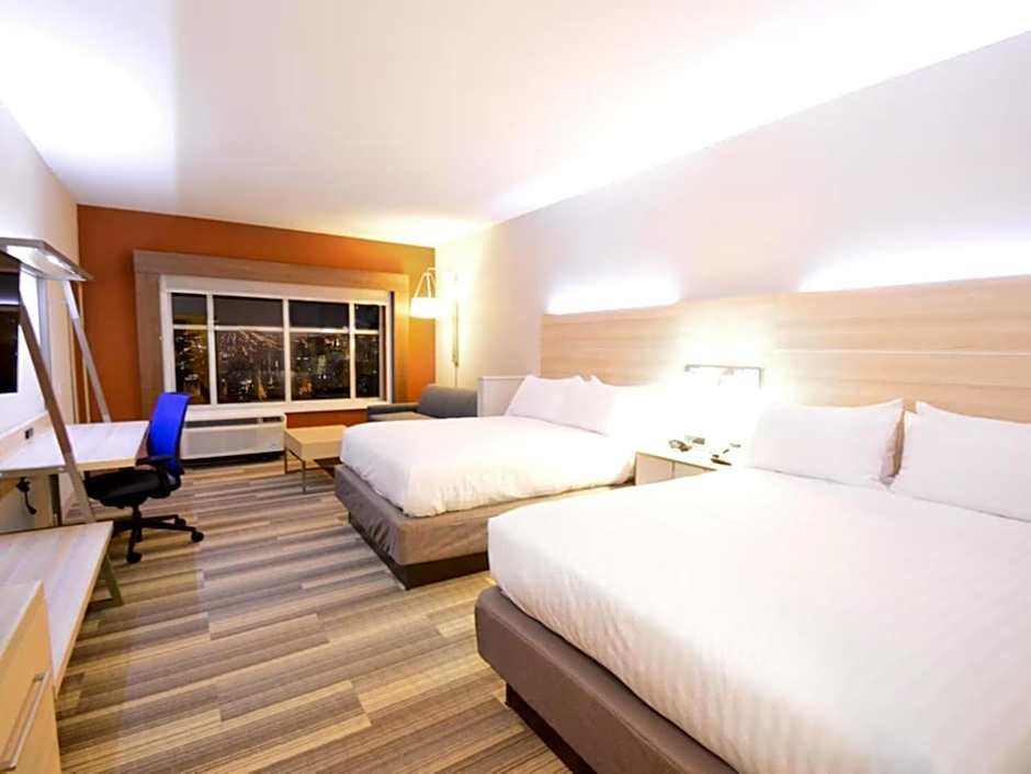 Holiday Inn Express & Suites Toledo South - Perrysburg by IHG