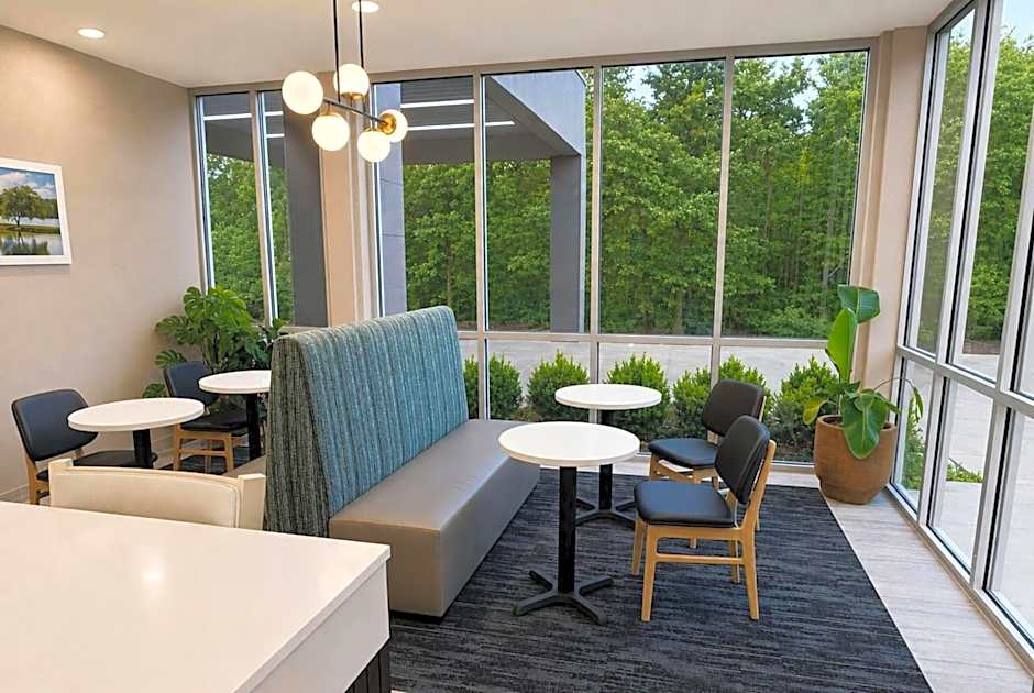 La Quinta Inn & Suites by Wyndam Knoxville West
