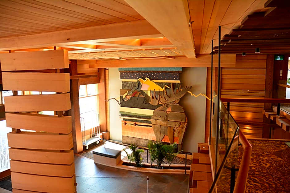 Moose Hotel and Suites