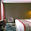 Hotel de Neuville Arc de Triomphe