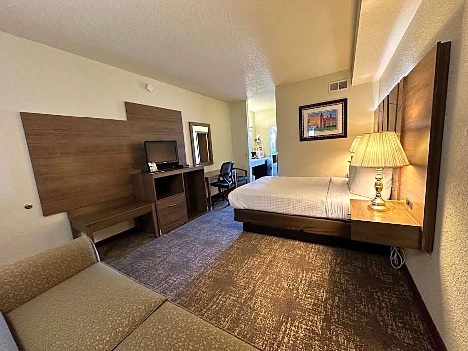 Mackinaw Beach And Bay All Suites Resort