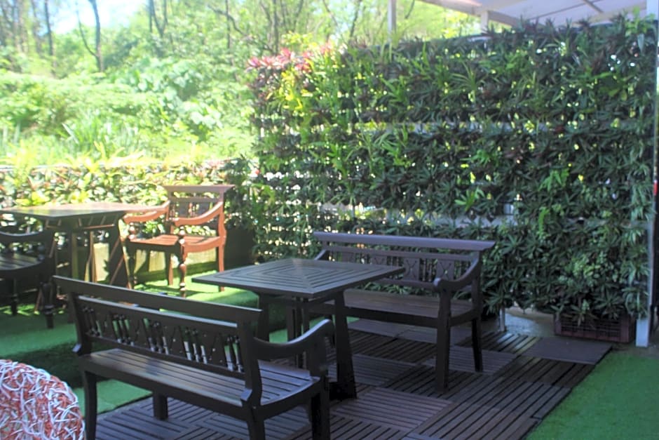 Lub Sbuy House Hotel