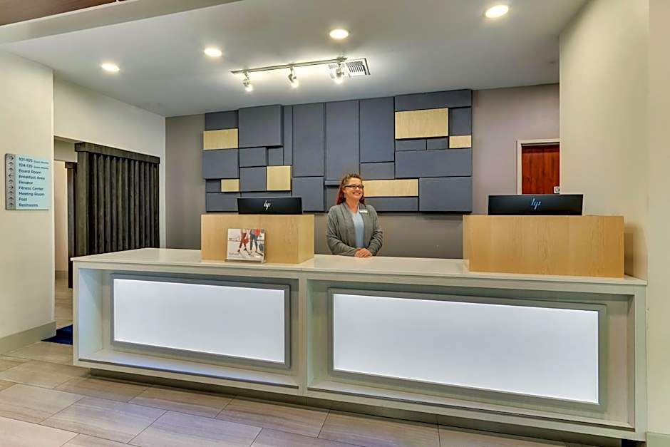Holiday Inn Express Hotel & Suites Waxahachie By IHG