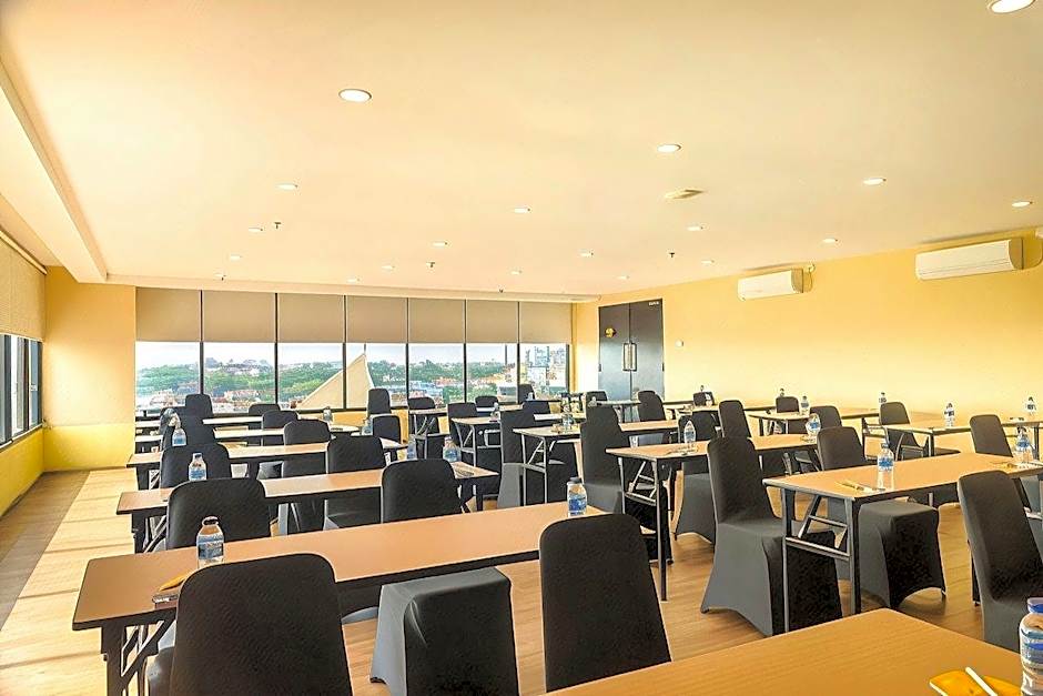 Yellow Bee Tangerang