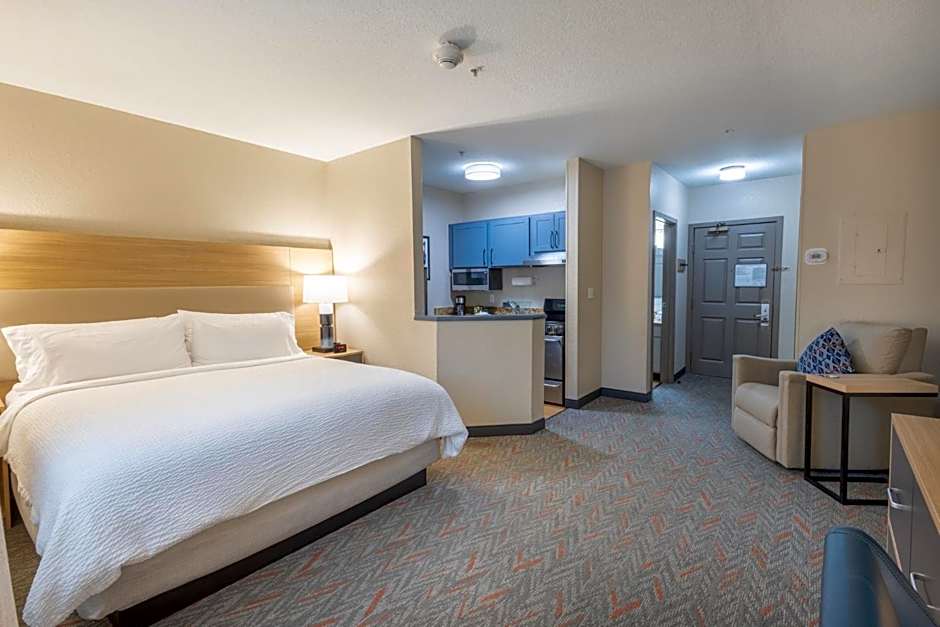 Candlewood Suites Miami Lakes By IHG