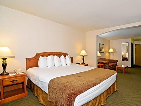 King Room with Sofa Bed - Non-Smoking