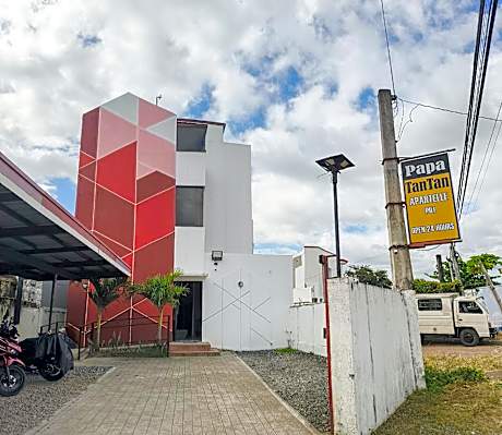 Papatantan Apartelle Pili Branch