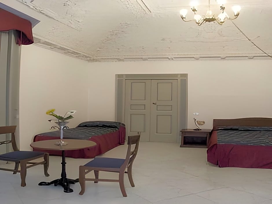 Miseria e Nobilta' Bed and Breakfast