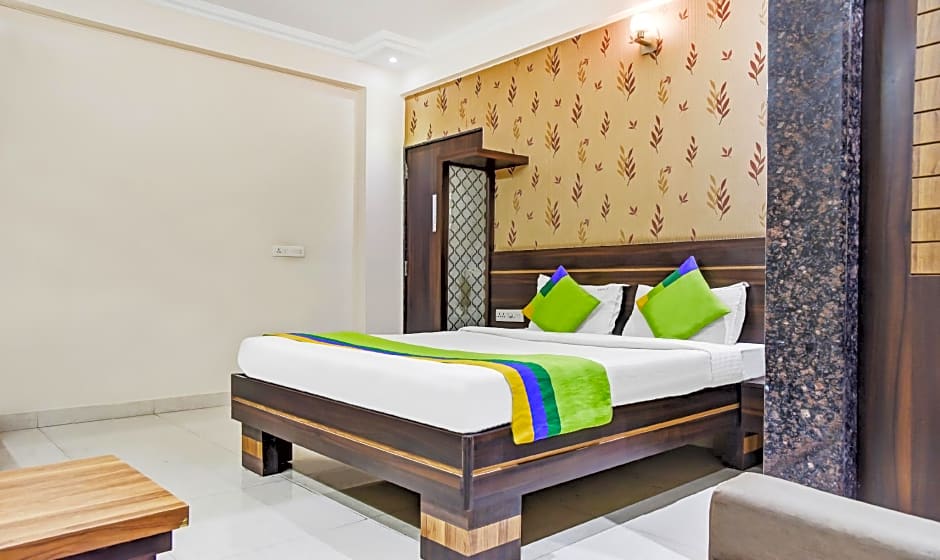 Treebo Royal Sun Palace MP Nagar Zone 2