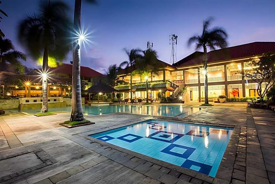 Plagoo Holiday Hotel