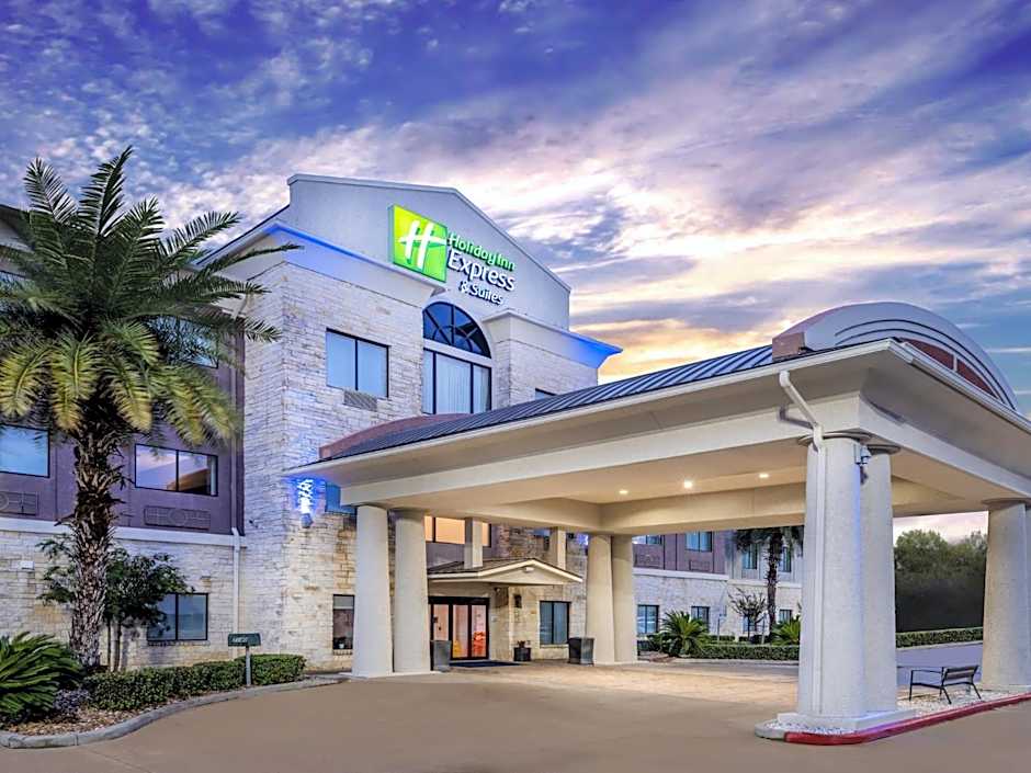 Holiday Inn Express Hotel & Suites Beaumont Northwest By IHG