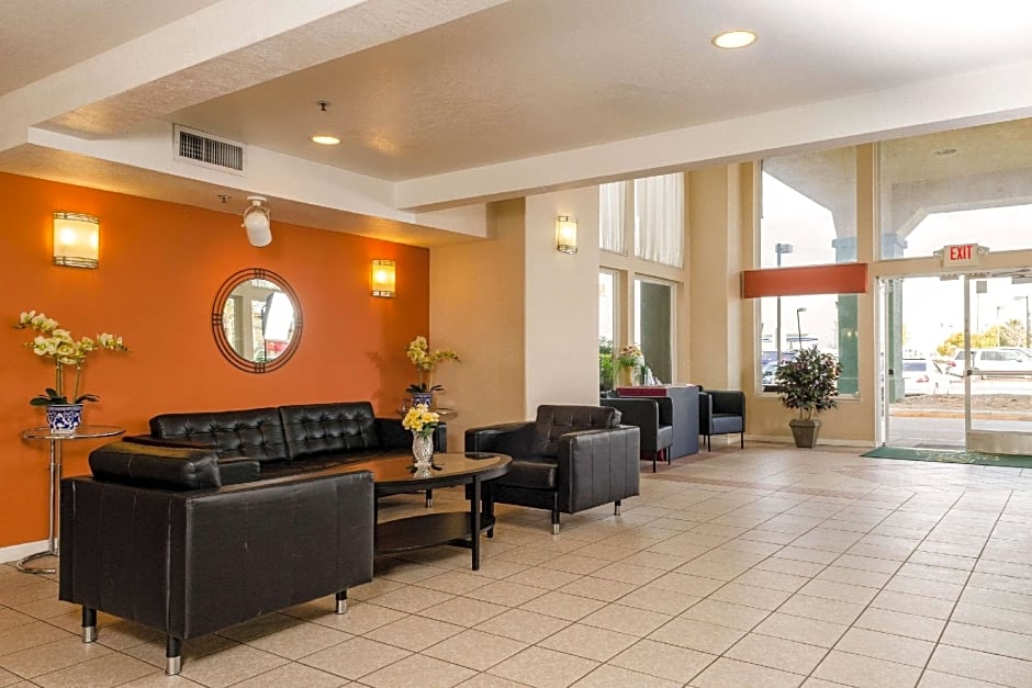 Quality Inn & Suites Lathrop