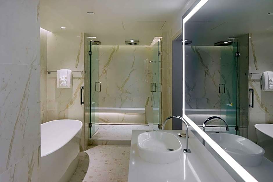 The Benson Portland, Curio Collection by Hilton