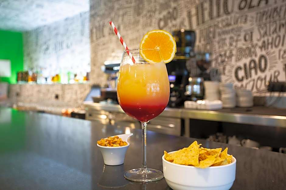 Casual Pop Art Benidorm