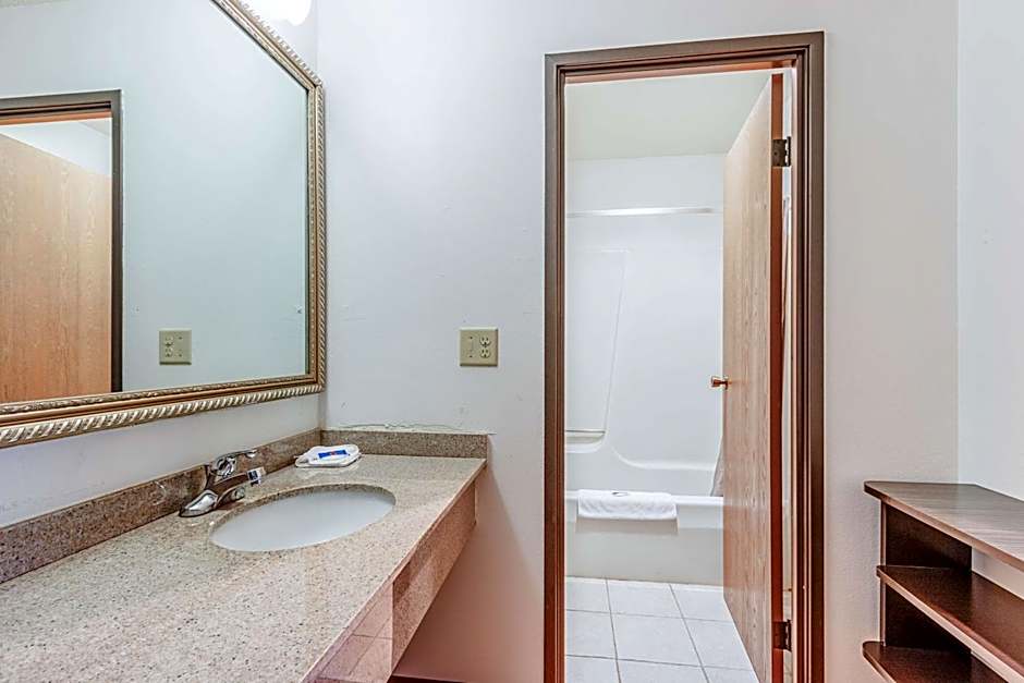 Motel 6-Wisconsin Rapids, WI