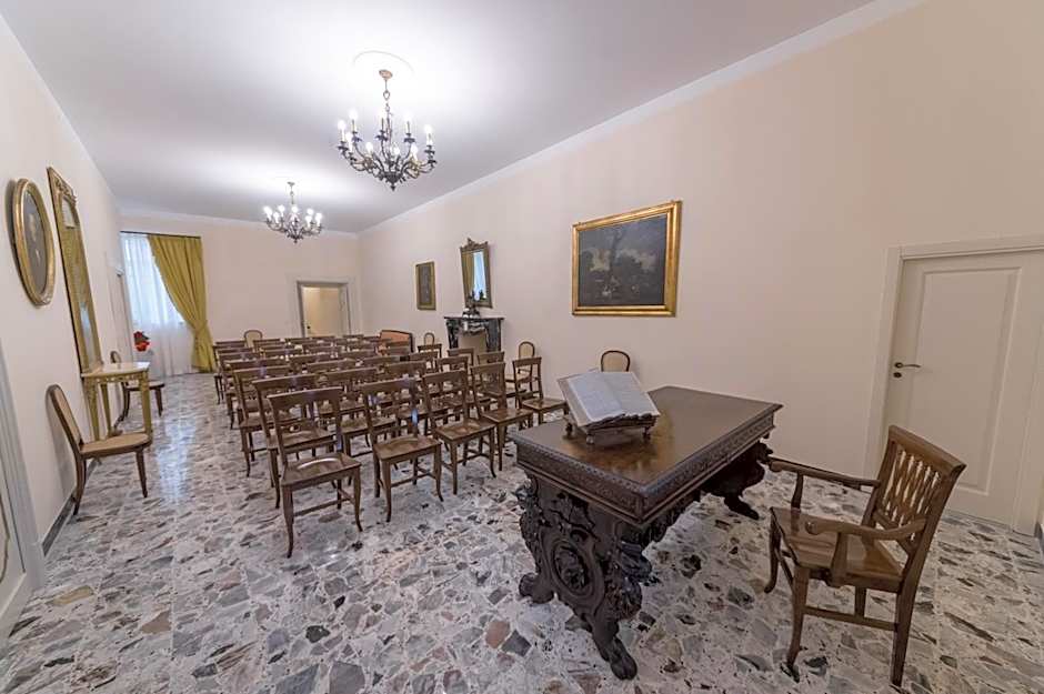 Palazzo Cestari Hotel