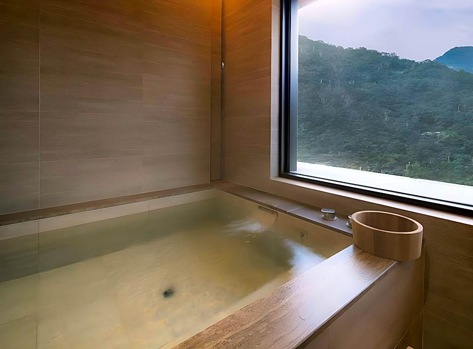 MU Jiaoxi Hotel