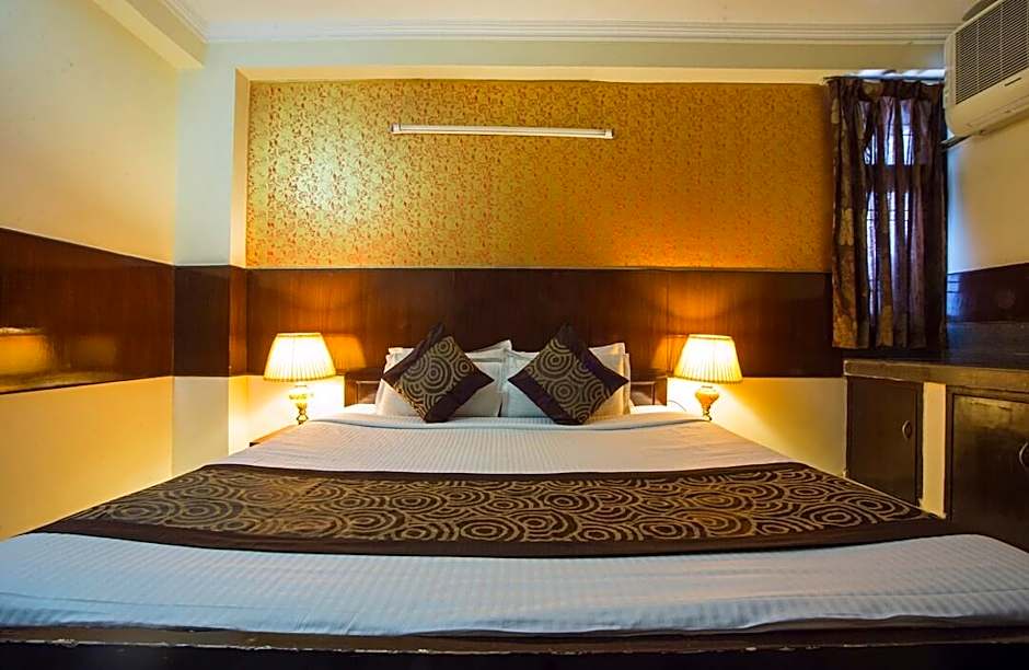 Airport Hotel Olive & Blue