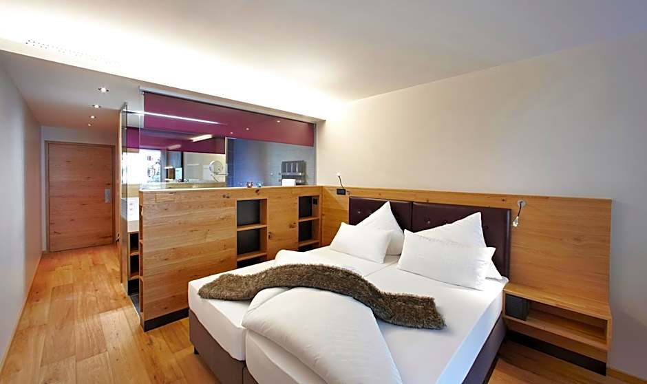Anthony's Life & Style Hotel