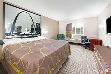 1 King Bed Accessible Room Non-Smoking