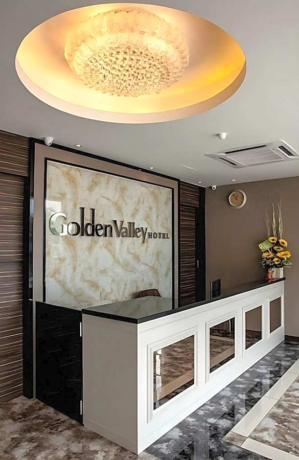 Golden Valley Hotel
