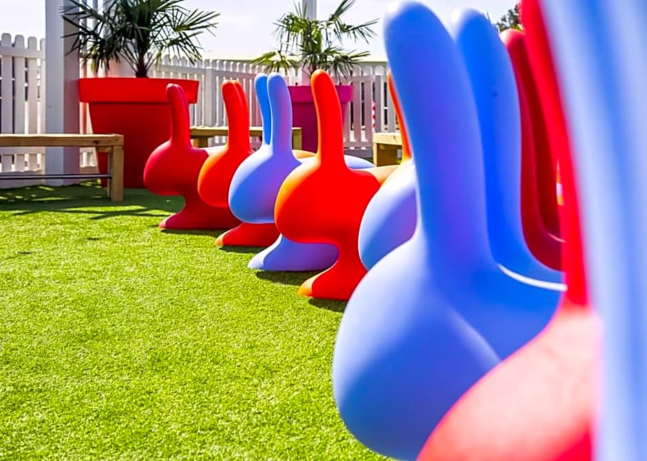 Unity Skirlington Coast Yorkshire