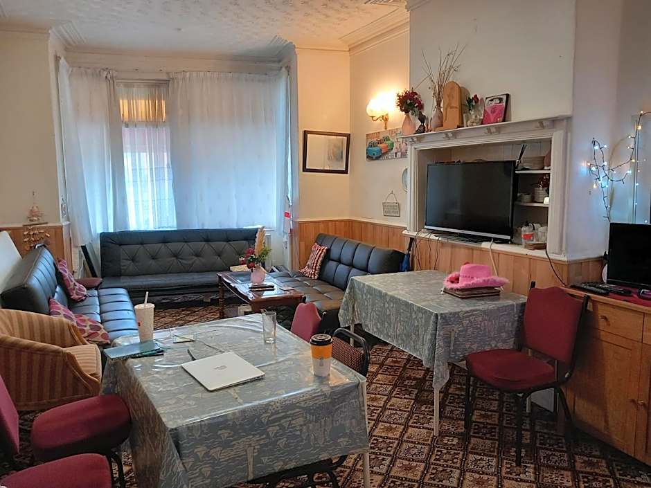 My Adam Hotel