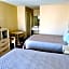 Court Plaza Inn & Suites of Mackinaw